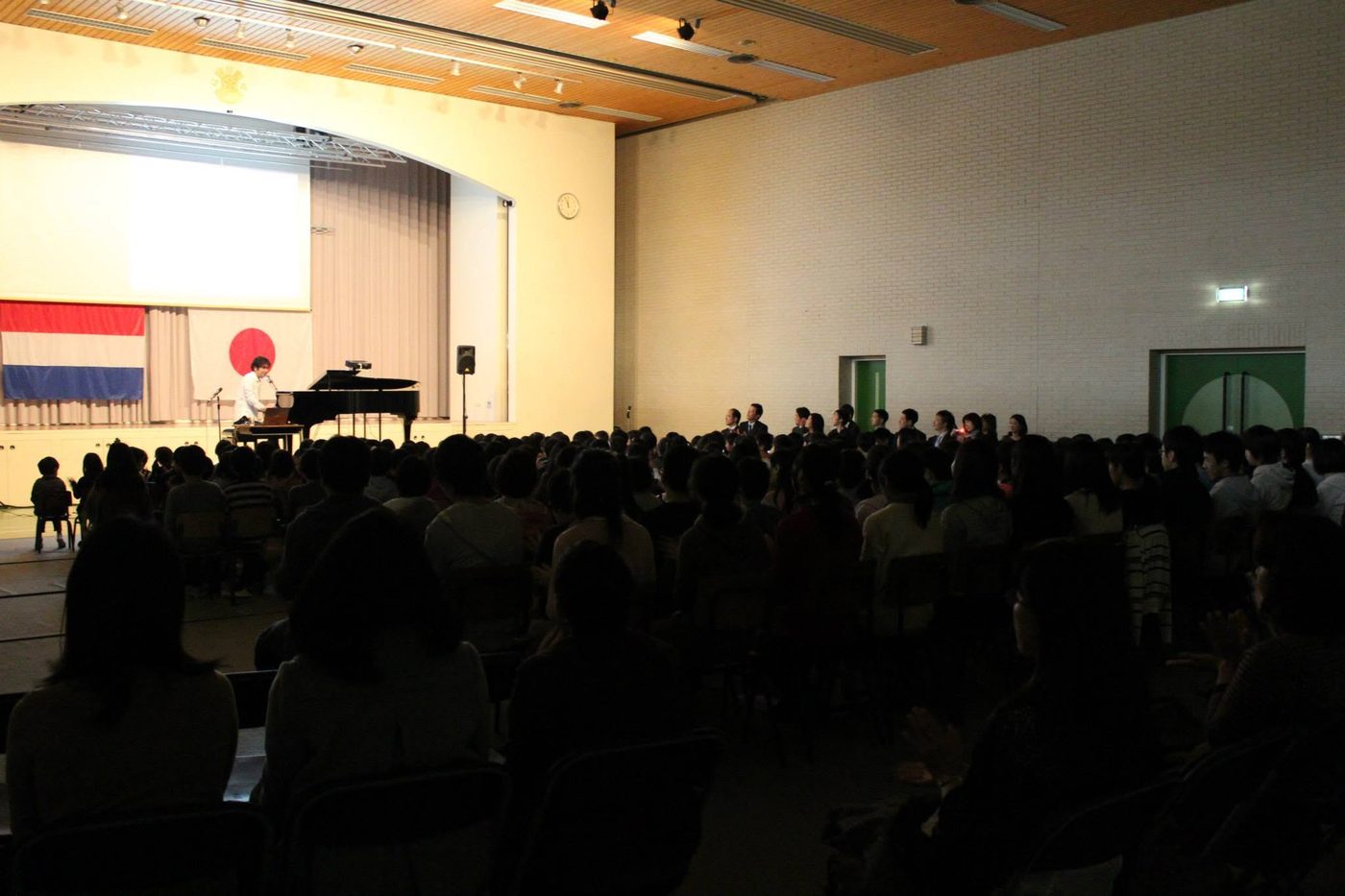 アムステルダム日本人学校でのコンサート
